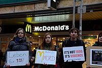 Aktionstag gegen McDonald's und KAUFHOF